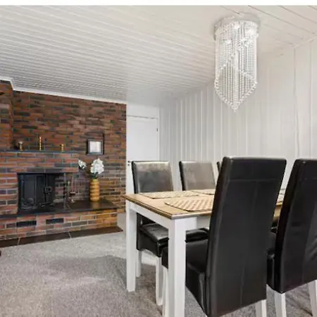 Apartmán On The First Floor Of The House Skien
